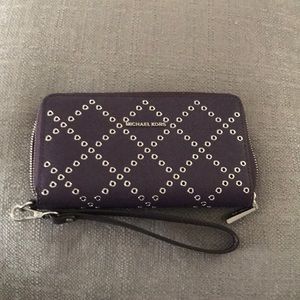 Michael Kors wristlet wallet